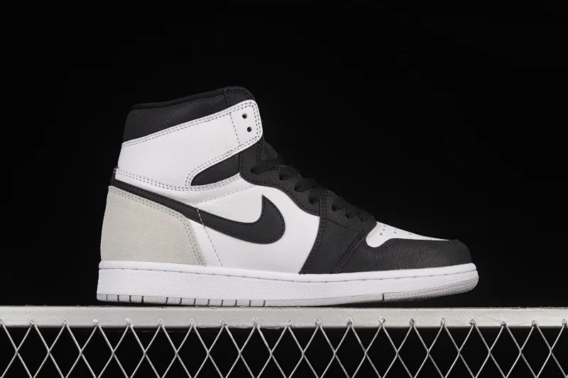 All categories Air Jordan Jordan series basketball shoes Air Jordan 1 High Air Jordan 1 High OG "Stage Haze" AJ1 Joe 1 black and gray toe 555088-108